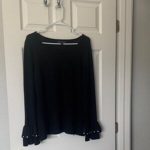 Black rivet Long-Sleeve Sweater with Ruffle Stud Cuffs